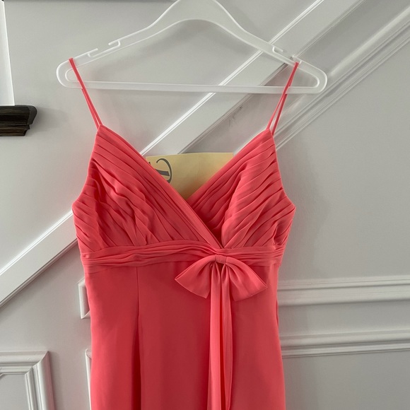 Elegant coral dress. BNWT - Picture 4 of 4